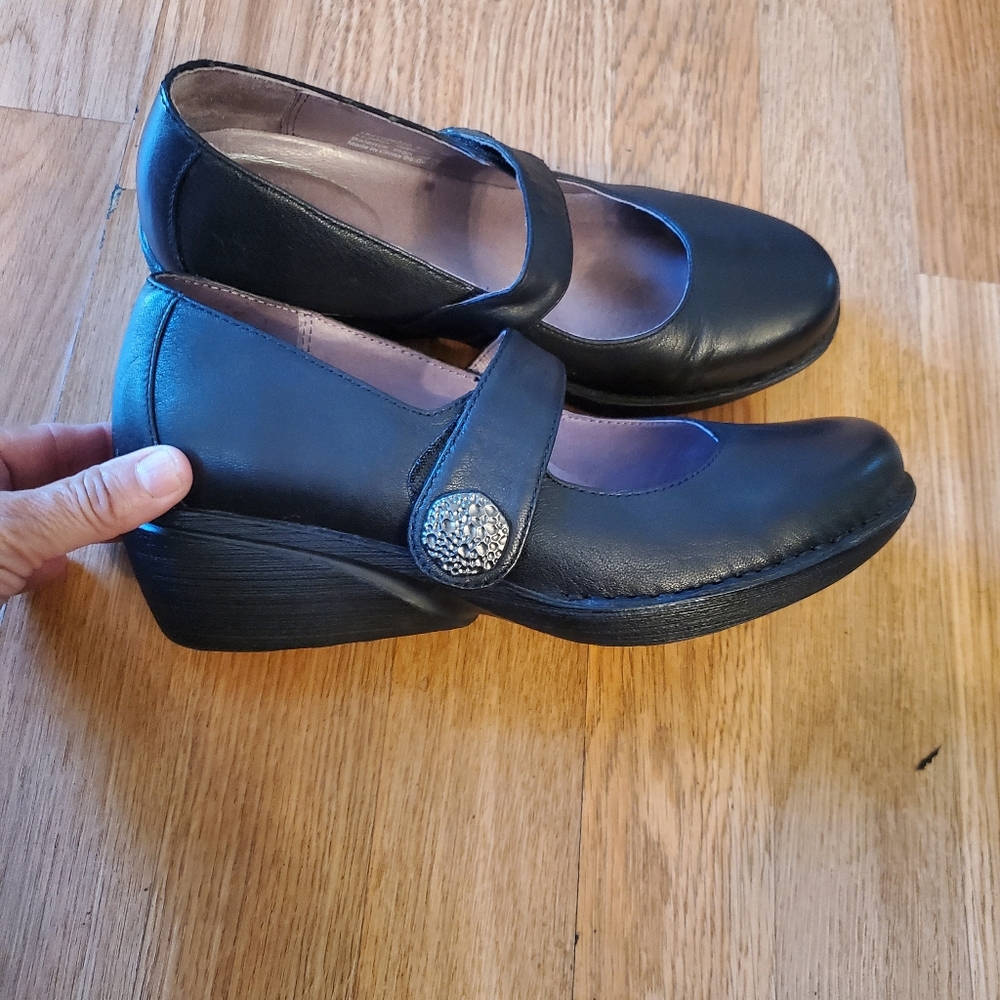 Black Dansko Mary Jane Wedge Leather Shoes,size 36/5.5 -6